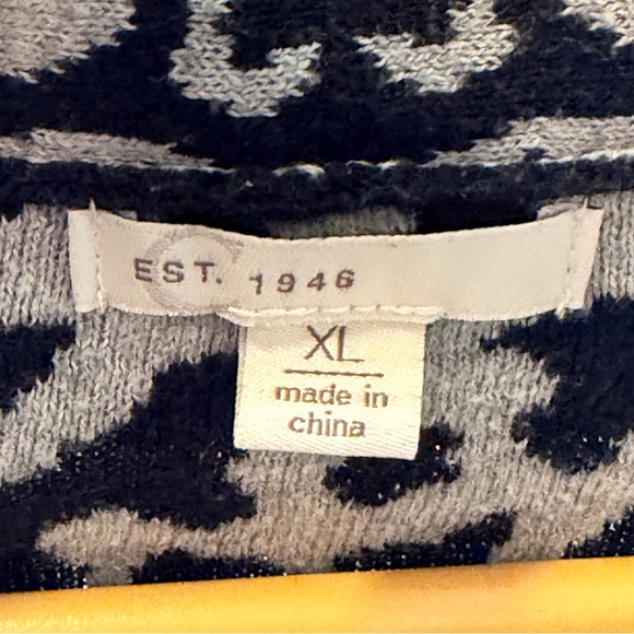 Cato Leopard Print Sleeveless Black and Gray Sweater Vest XL - Picture 3 of 7